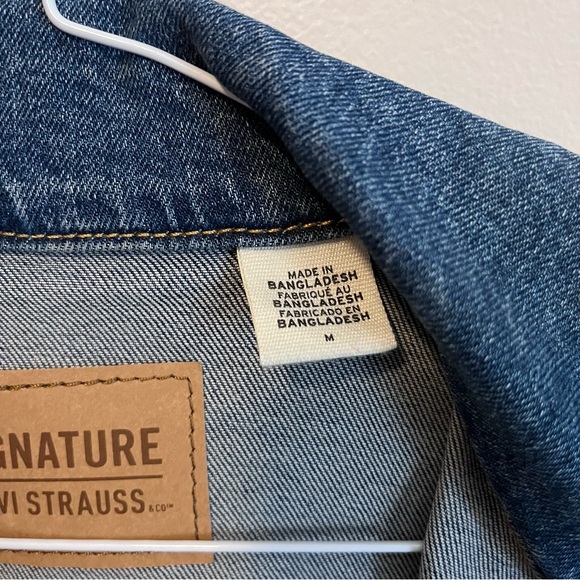 Levi Stratuss Jean Jacket - Picture 3 of 7
